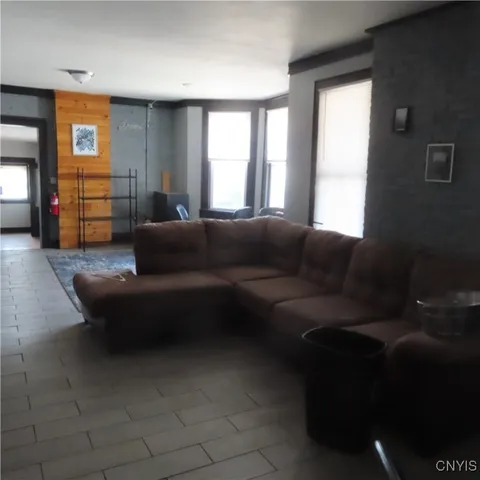 $3,700 | 600 Burnet Avenue, Syracuse, NY 13203