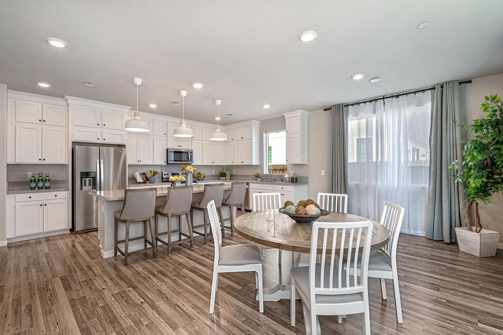 8229 Poppy Rdg Circle Elk Grove, CA 95757 - Photo 17 of 75