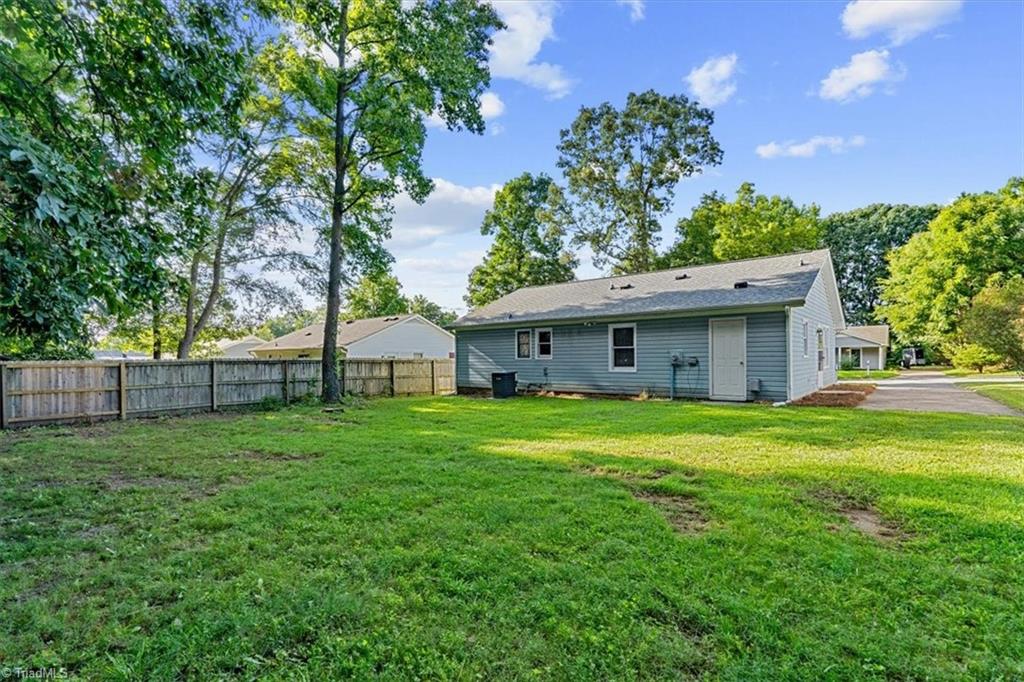 511 Apple Ridge Road Greensboro, NC 27406 - Photo 28 of 44 Gallery Image 28
