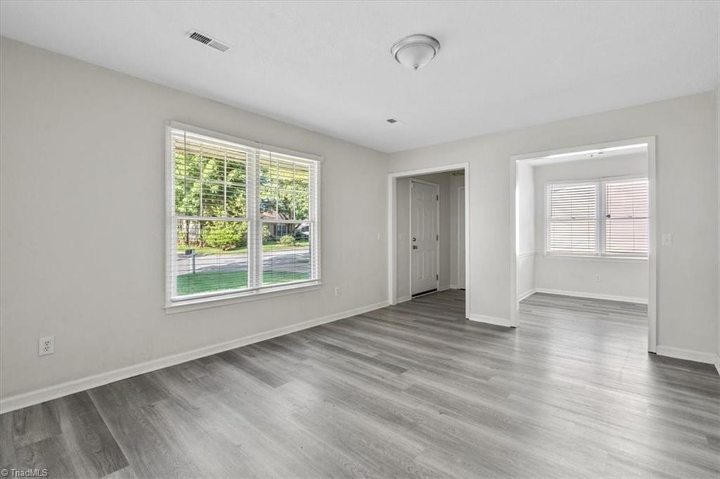 511 Apple Ridge Road Greensboro, NC 27406 - Photo 4 of 44 Gallery Image 4
