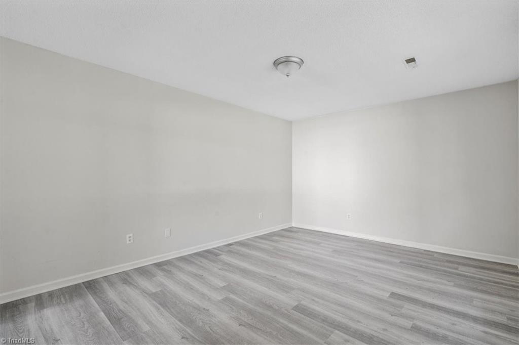 511 Apple Ridge Road Greensboro, NC 27406 - Photo 6 of 44 Gallery Image 6