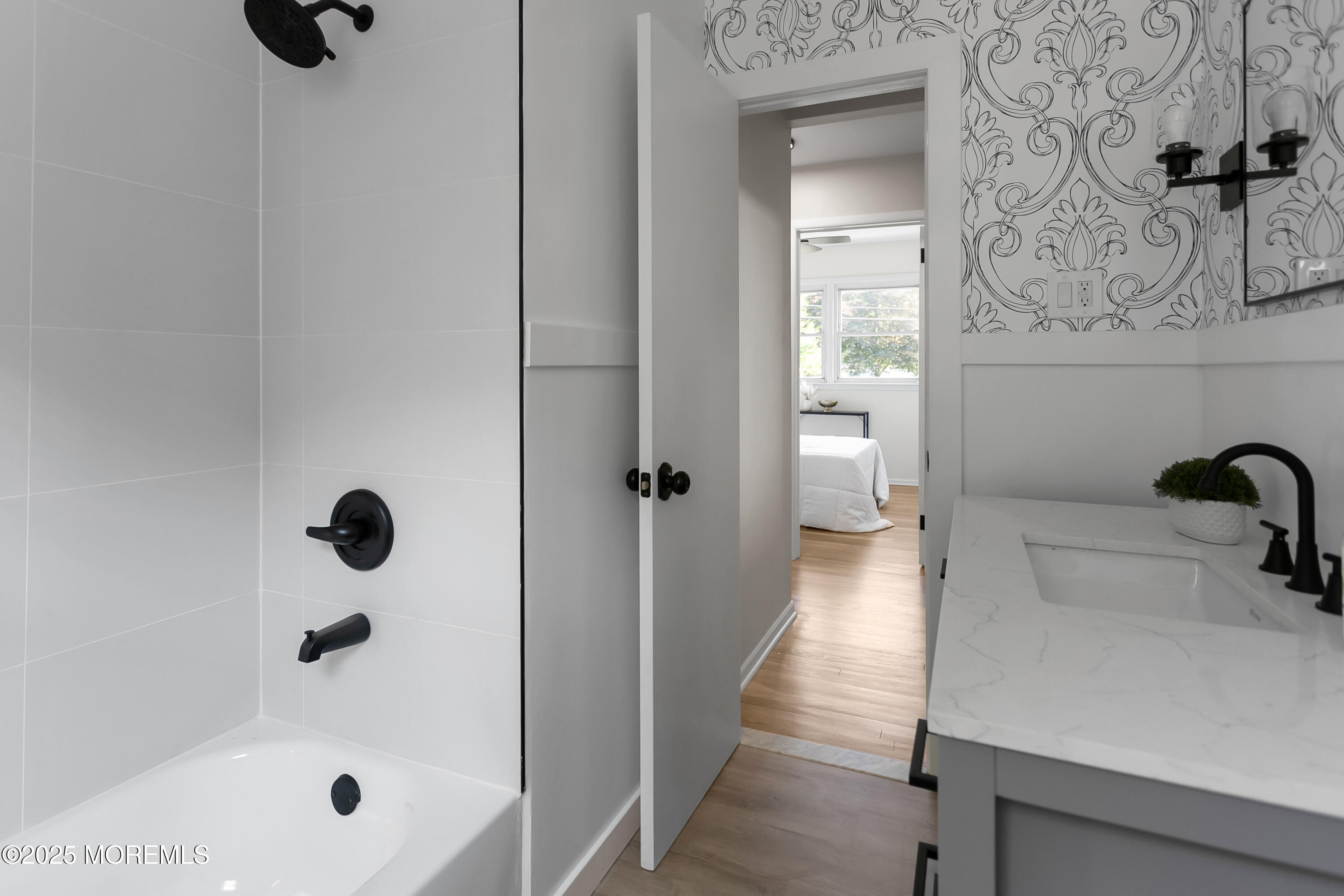 17 Woods End Road Middletown, NJ 07748 - Photo 19 of 39 17 Woods End Rd Middletown-print-064-080