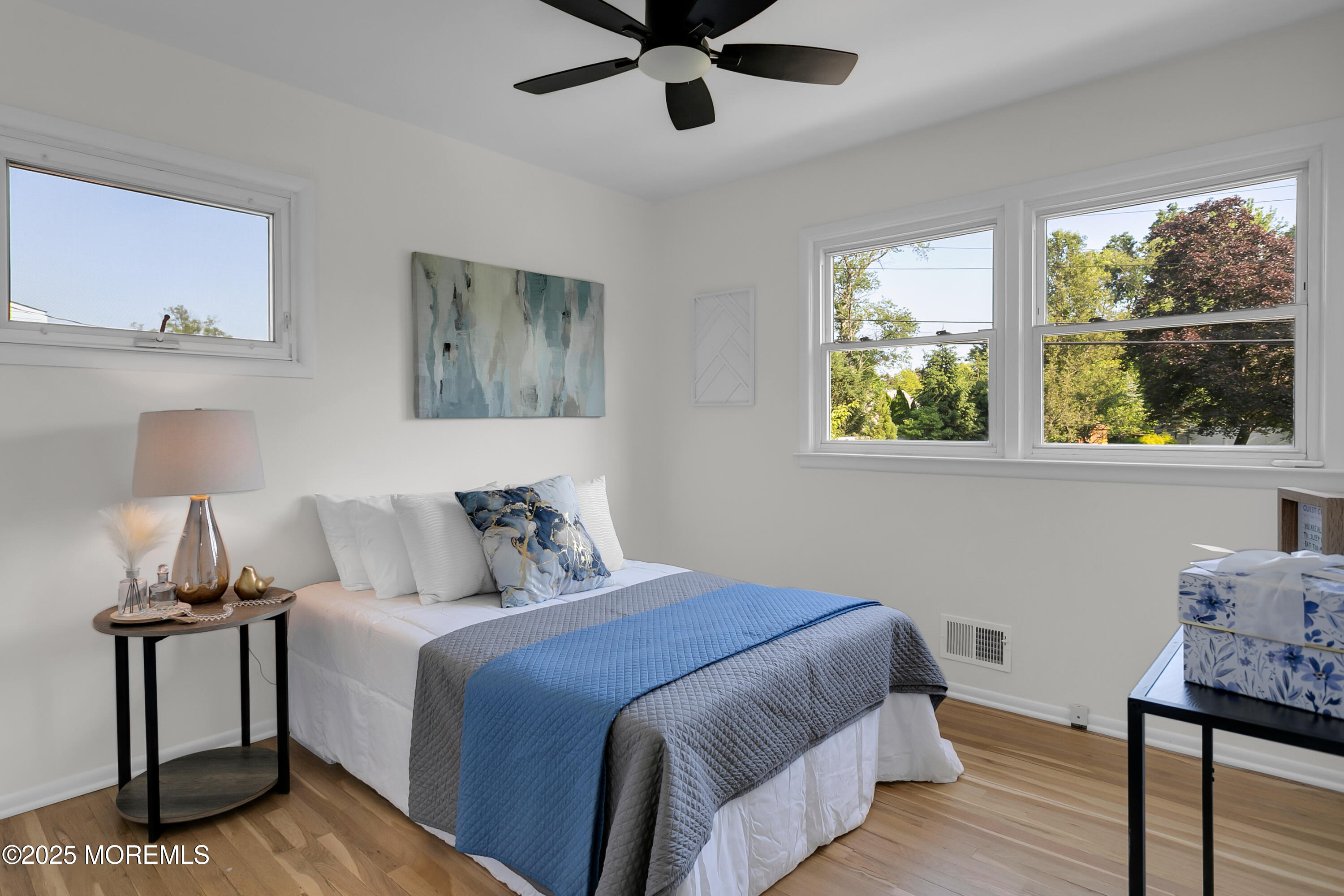 17 Woods End Road Middletown, NJ 07748 - Photo 31 of 39 17 Woods End Rd Middletown-print-060-045