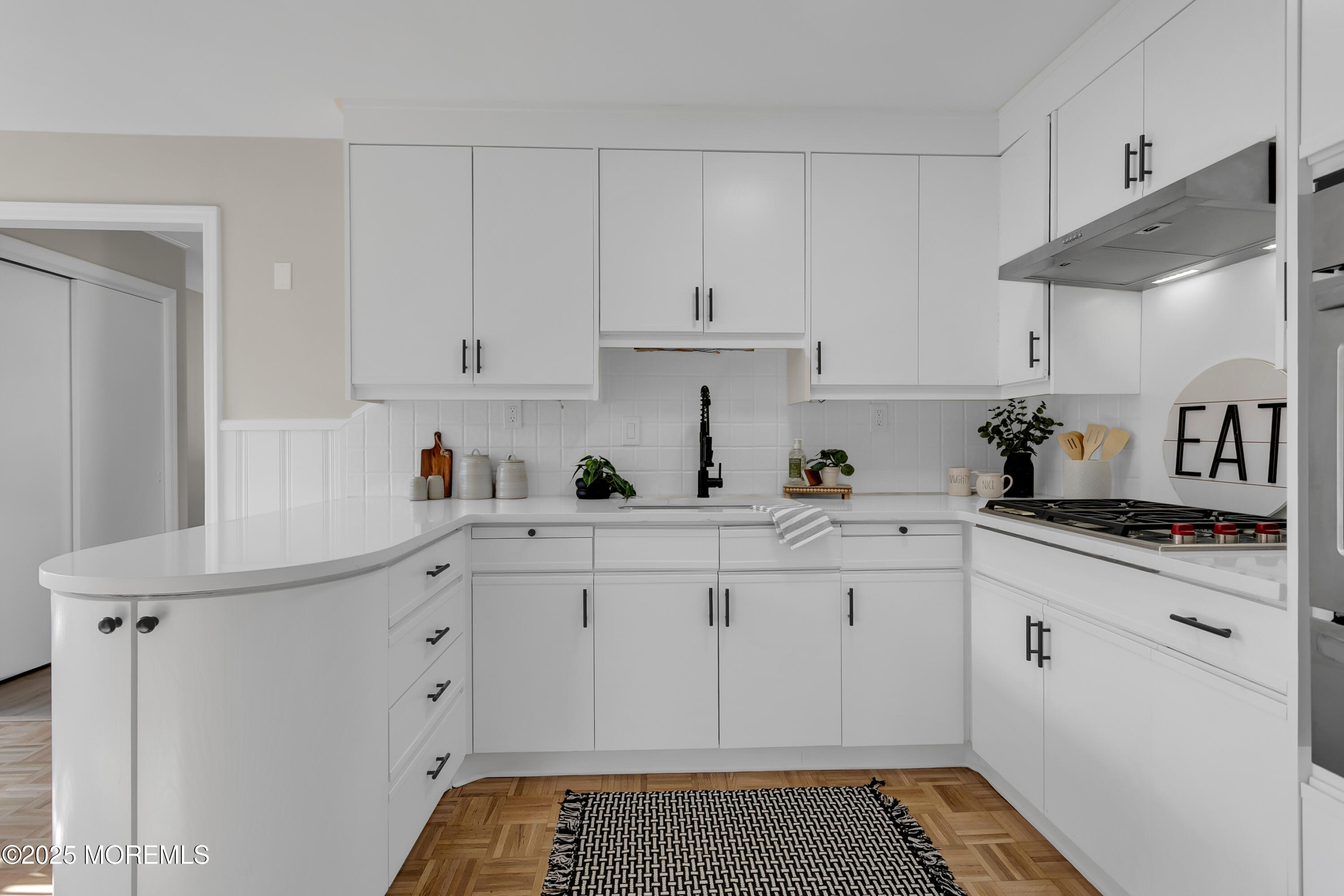 17 Woods End Road Middletown, NJ 07748 - Photo 9 of 39 17 Woods End Rd Middletown-print-050-064