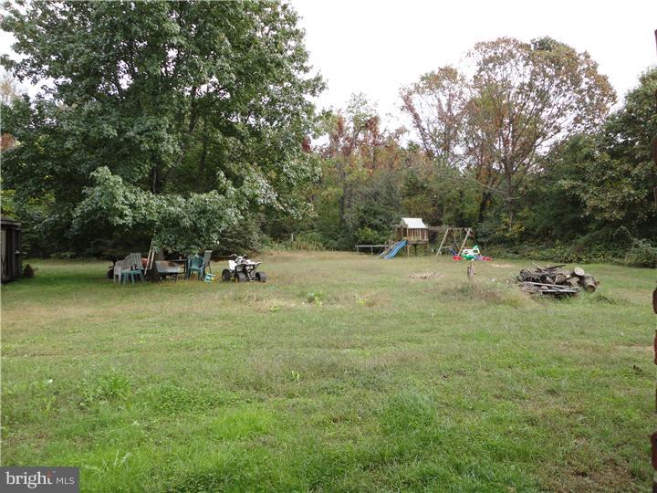 139 Laux Road Monroeville, NJ 08343 - Photo 7 of 9 View in Back