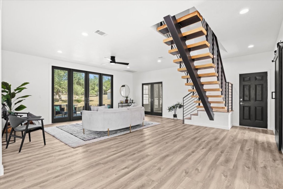 310 Saddle Blanket Drive Dripping Springs, TX 78620 - Photo 3 of 37