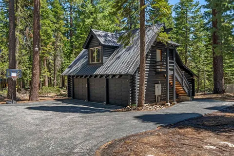 $2,750,000 | 5305 North Lake Boulevard, Carnelian Bay, CA 96140