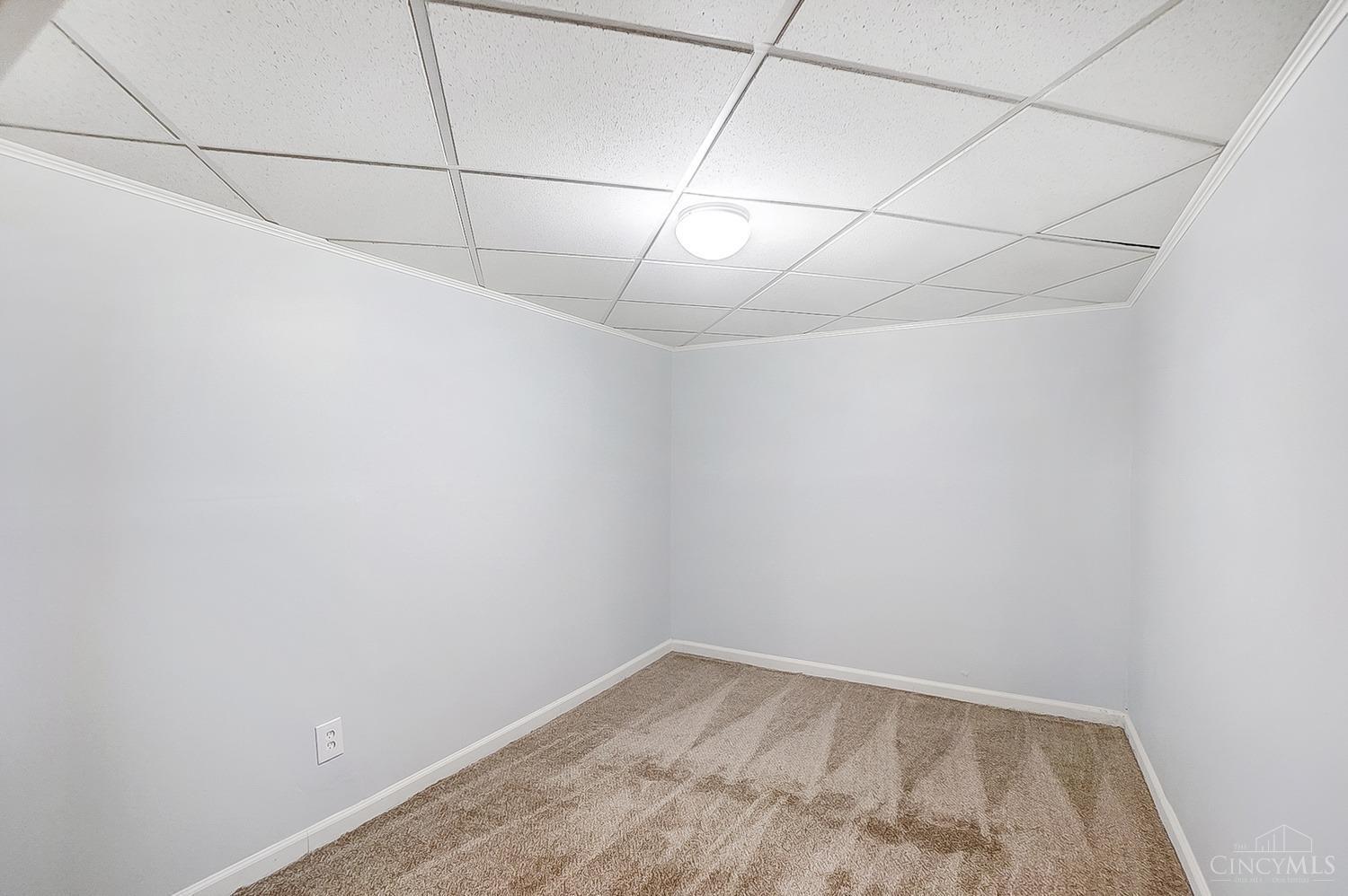 8349 Pippin Road Cincinnati, OH 45239 - Photo 29 of 38 Gallery Image 29