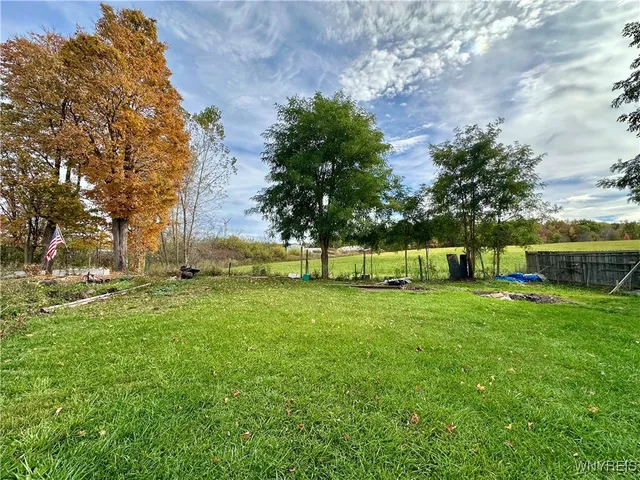 $129,900 | 10065 E Road, Bethany, NY 14054