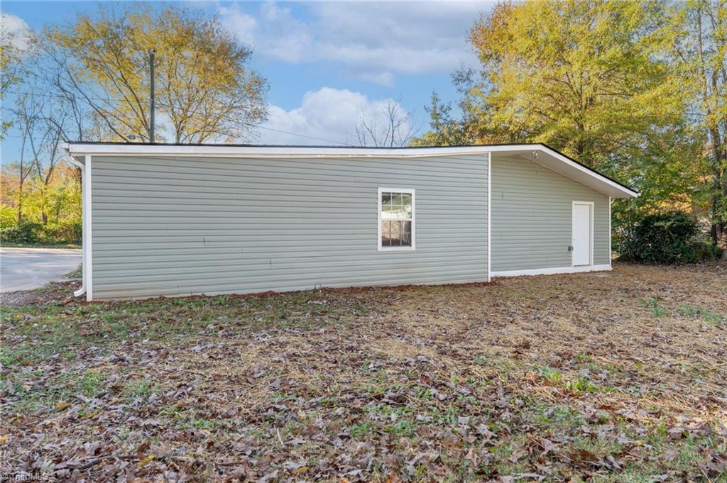 255 Summit Street Rural Hall, NC 27045 - Photo 27 of 37 Gallery Image 27