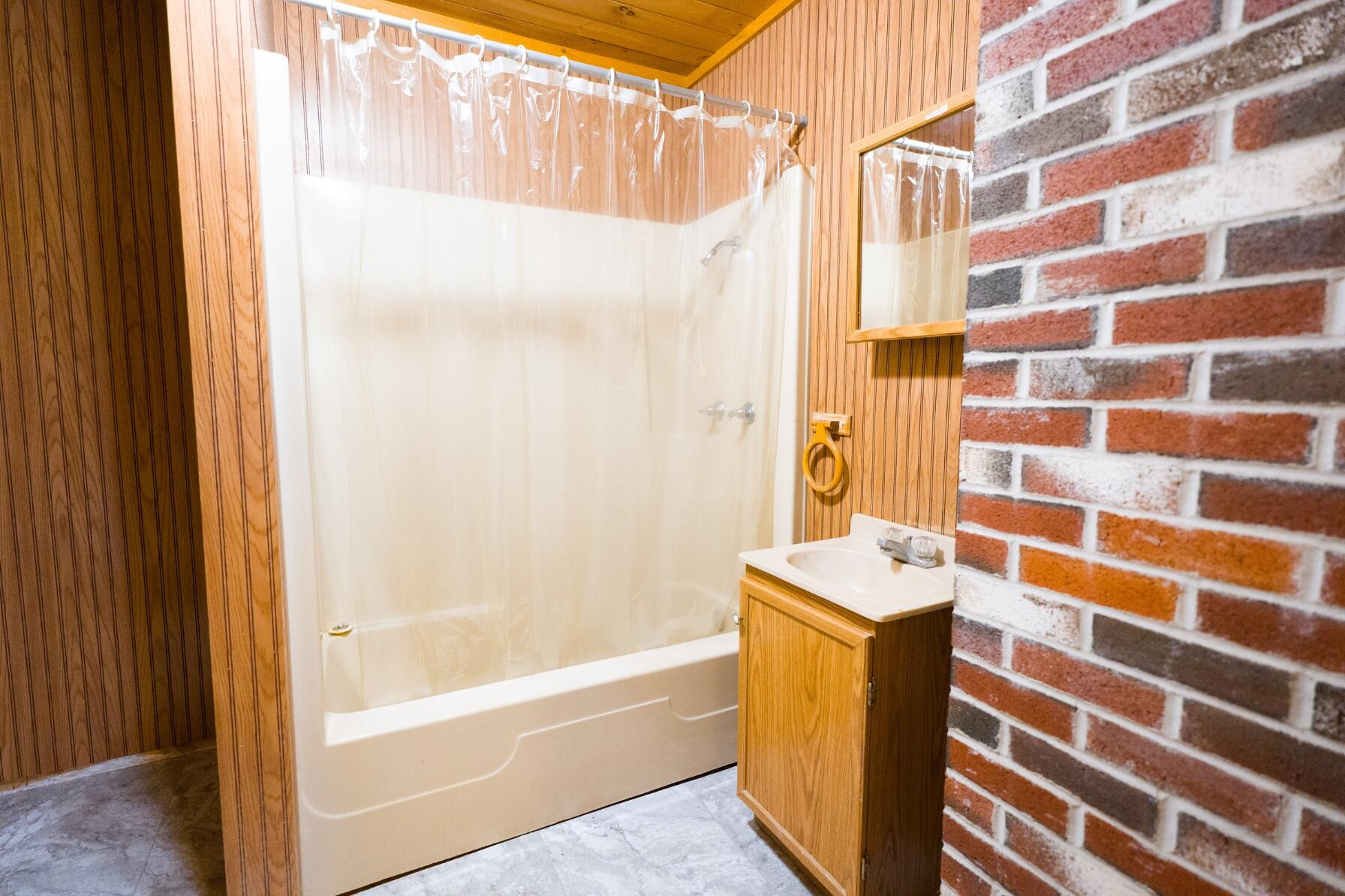 50 Alder Street Portland, ME 04101 - Photo 22 of 39 Unit 50 Bathroom 2