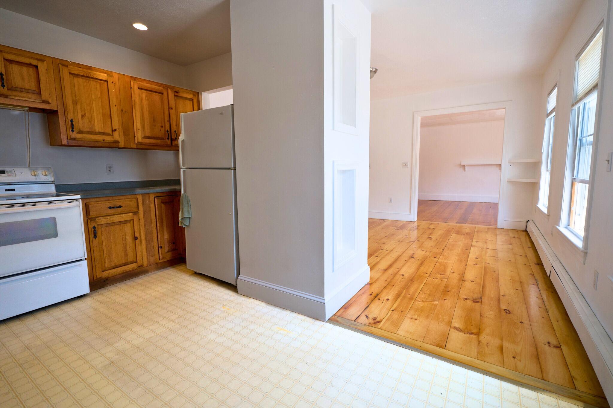 50 Alder Street Portland, ME 04101 - Photo 10 of 39 Unit 48 Kitchen and dining room
