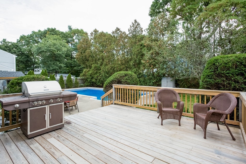 48 Ford Road Weymouth, MA 02190 - Photo 19 of 27 Gallery Image 19