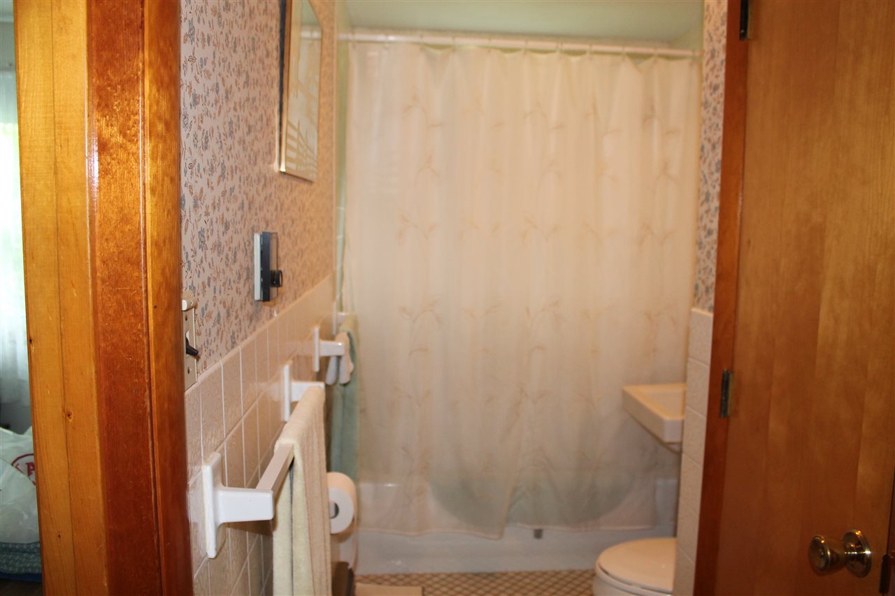 11 Wilderness Park Road Sunapee, NH 03782 - Photo 17 of 28 Gallery Image 17