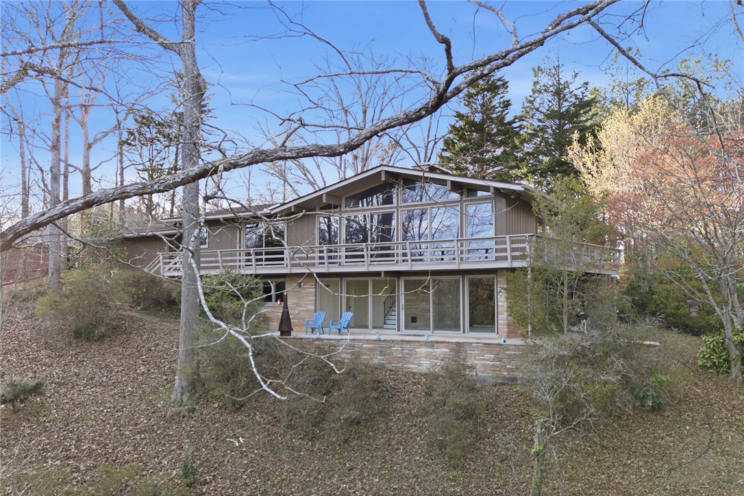 231 Lakeside Drive Walhalla, SC 29691 - Photo 3 of 47