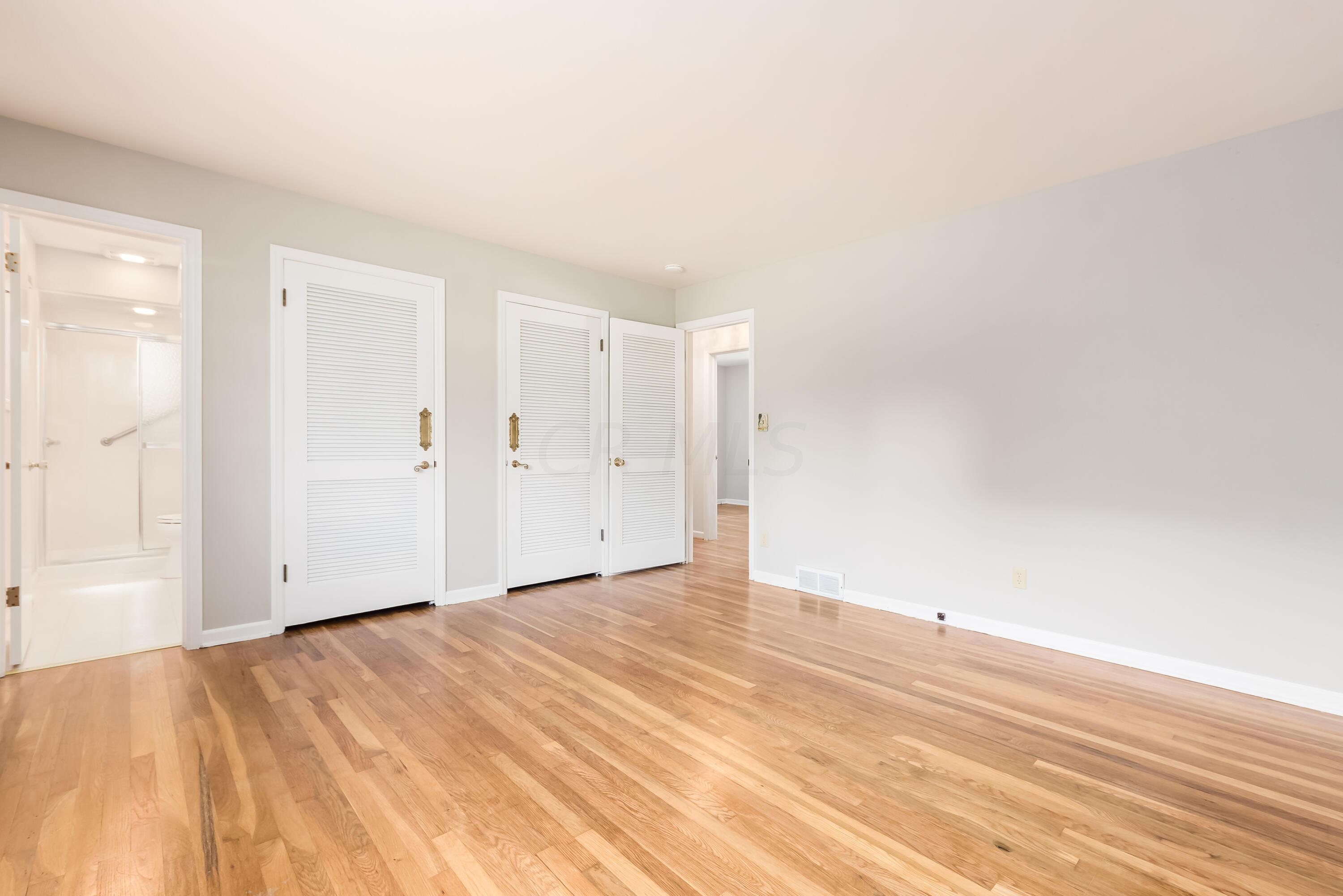 4150 Winfield Road Columbus, OH 43220 - Photo 19 of 34 Twin closets