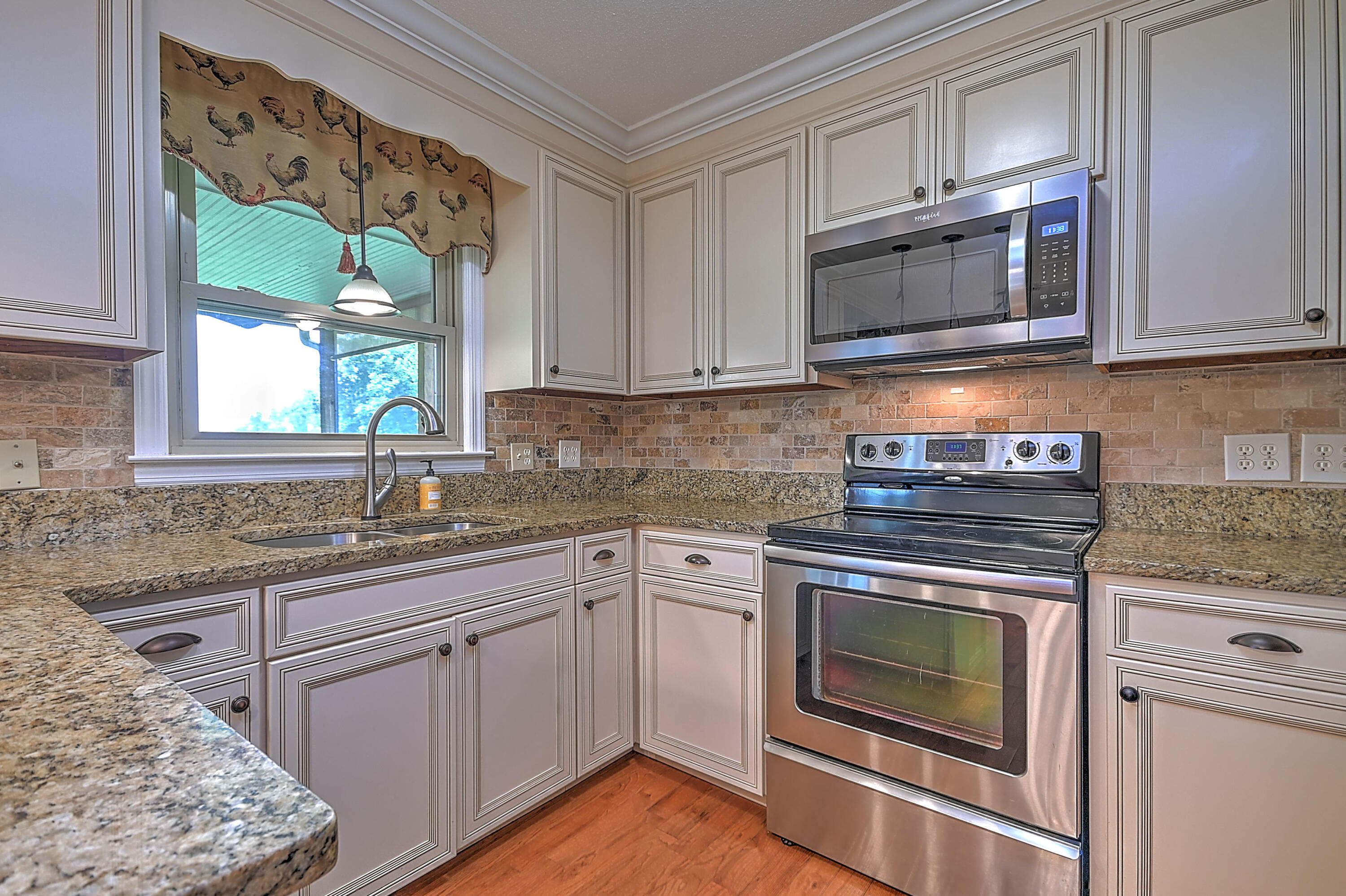200 Chester Hill Road Bristol, VA 24201 - Photo 12 of 42 Chester Hill-12