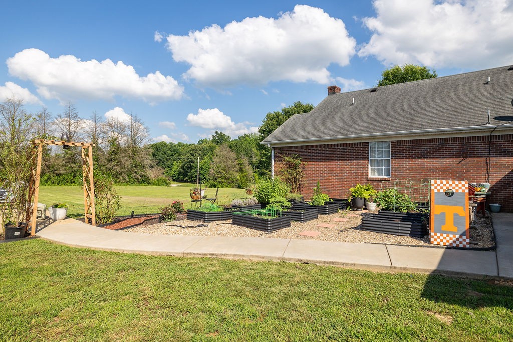 187 North Old Military Road Summertown, TN 38483 - Photo 27 of 36