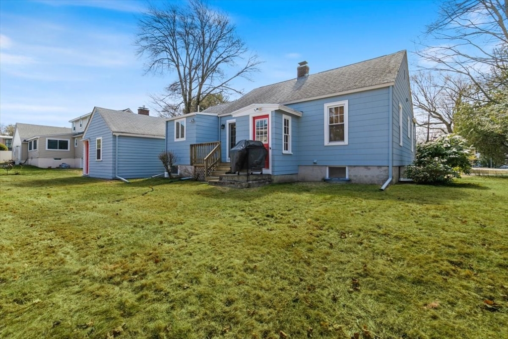 137 Bay State Road North Andover, MA 01845 - Photo 32 of 40 Gallery Image 32