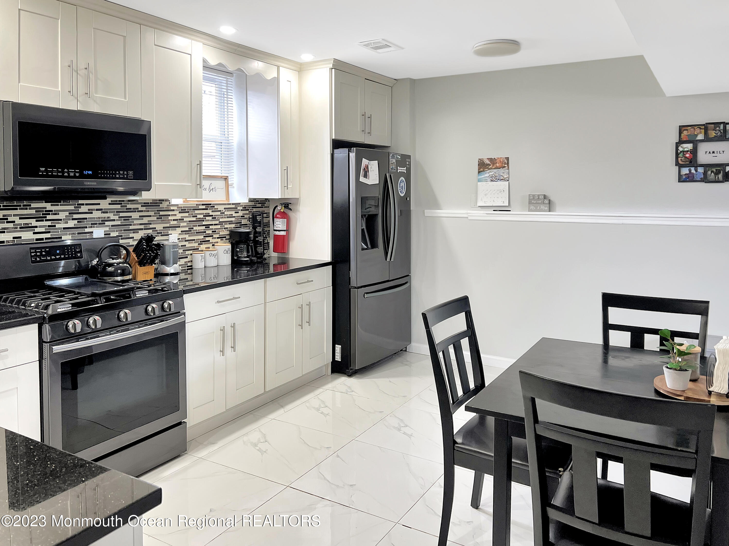 522 Alfred Road Toms River, NJ 08757 - Photo 6 of 15 Pic 4