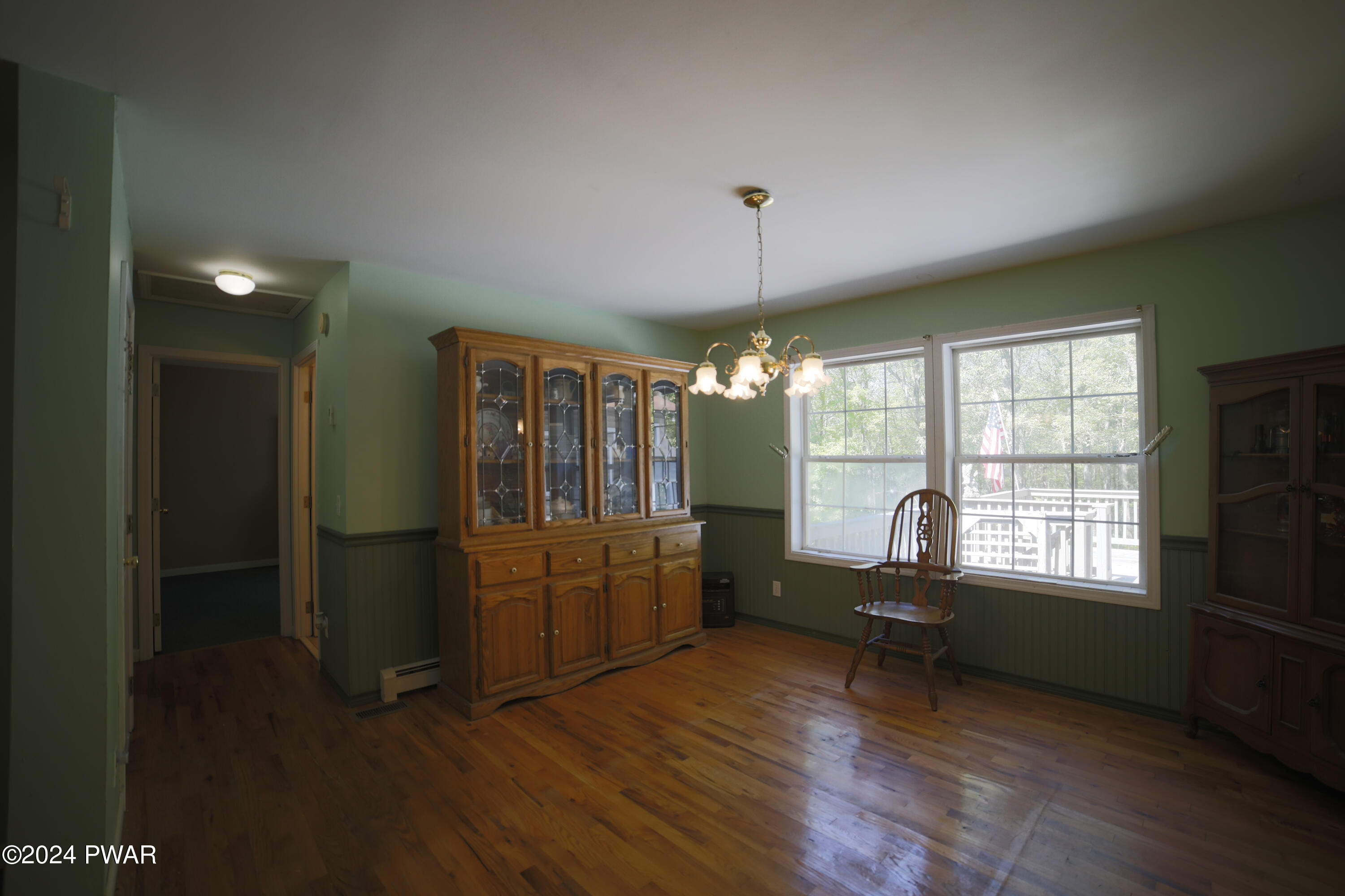 173 Meadow Ridge Acres Road Dingmans Ferry, PA 18328 - Photo 7 of 36 _K4L1518