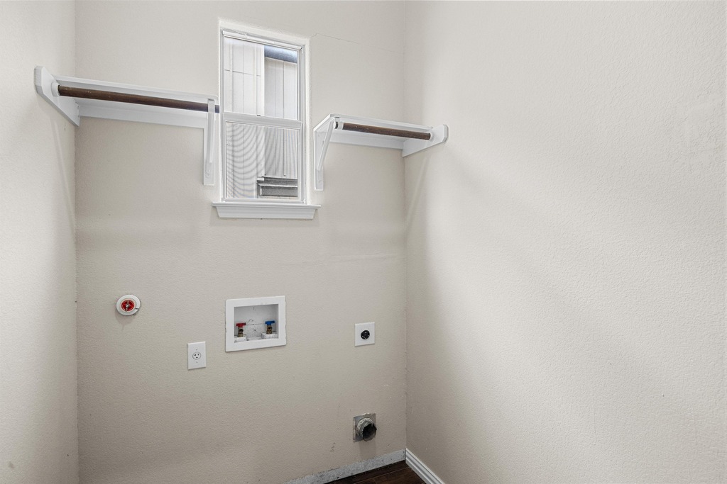 302 Southwind Road Lago Vista, TX 78645 - Photo 12 of 39