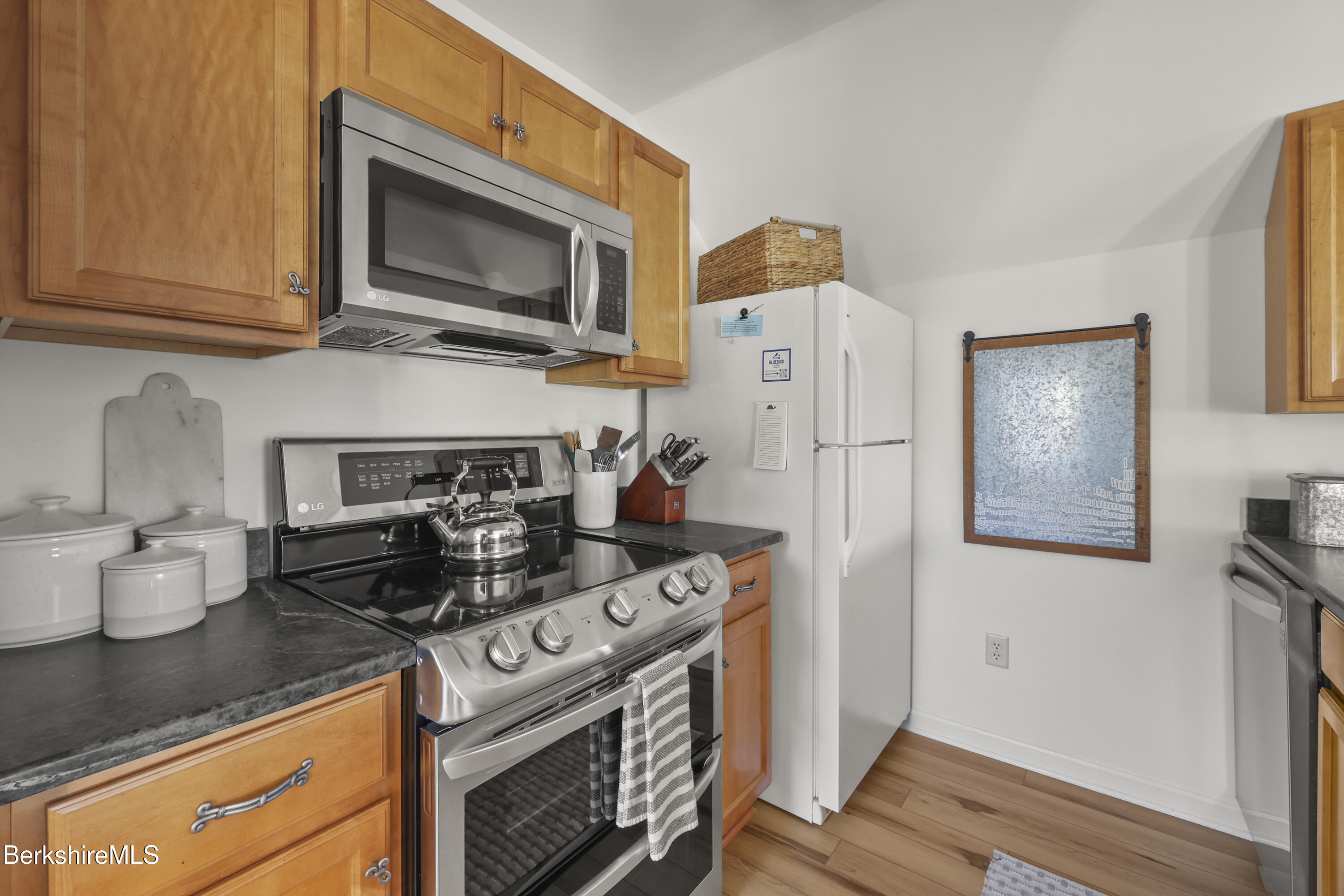 37 Corey Road, Unit 845 Hancock, MA 01237 - Photo 17 of 40 Kitchen