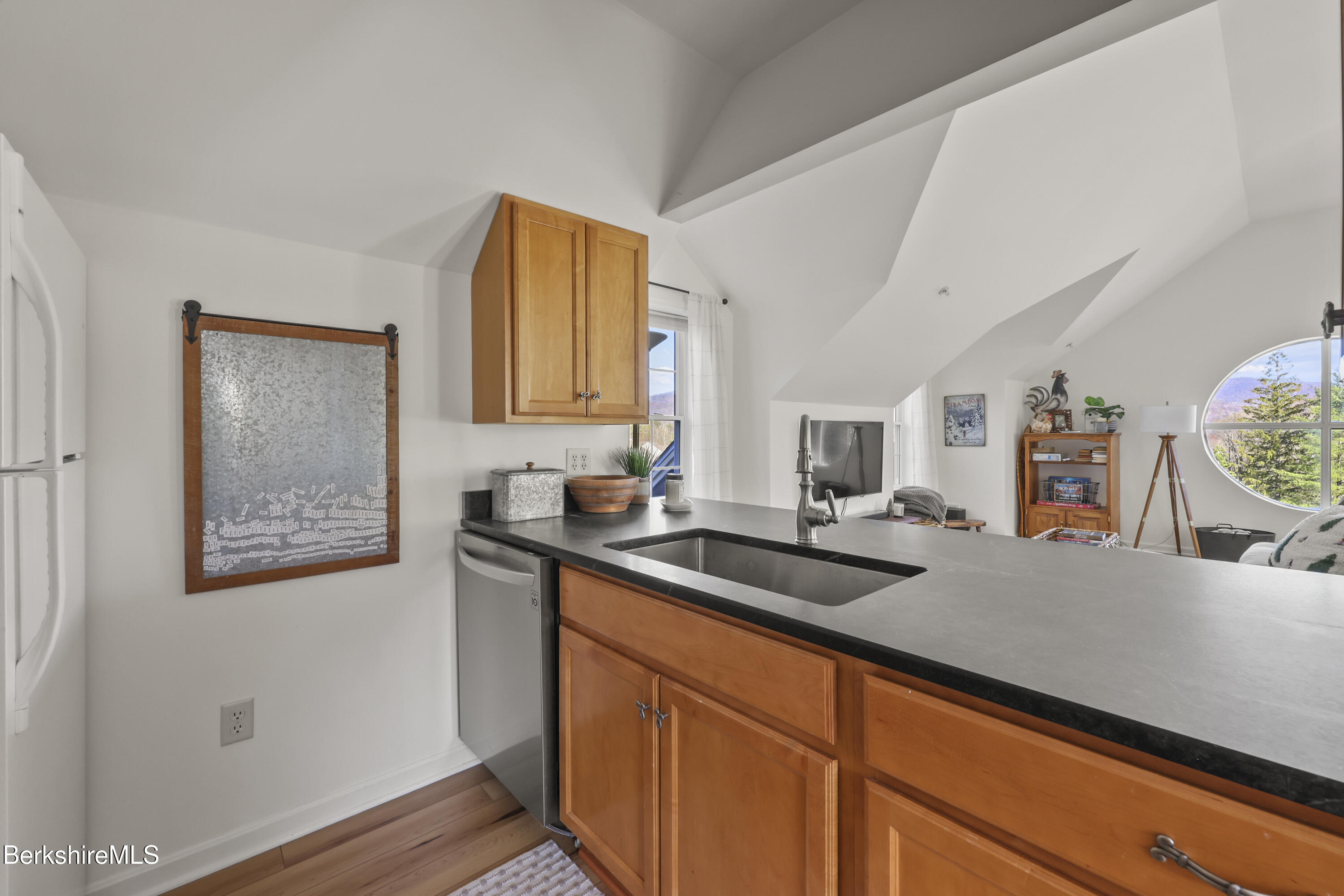 37 Corey Road, Unit 845 Hancock, MA 01237 - Photo 18 of 40 Kitchen