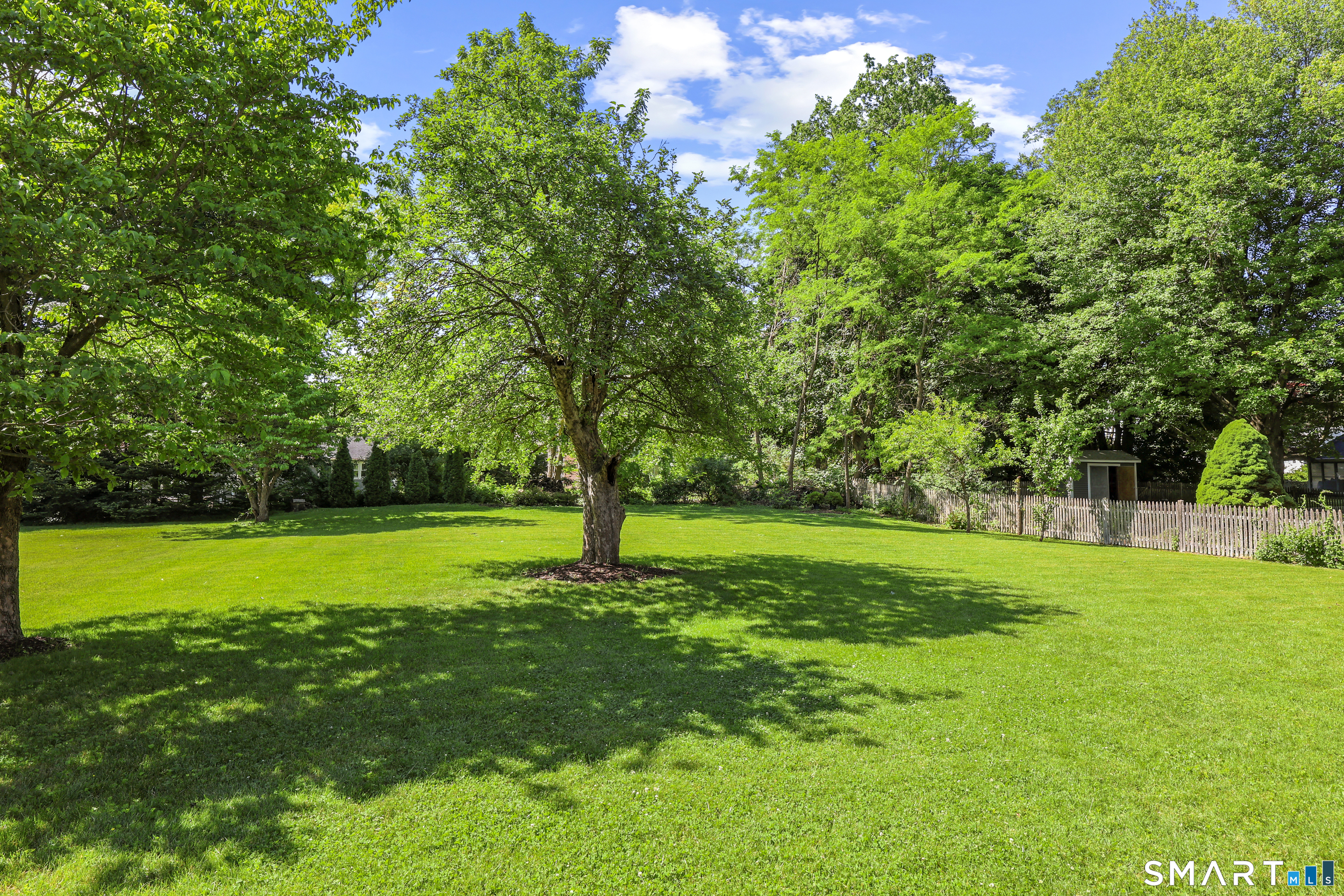 73 Longlane Road West Hartford, CT 06117 - Photo 29 of 30 Park Like Feel