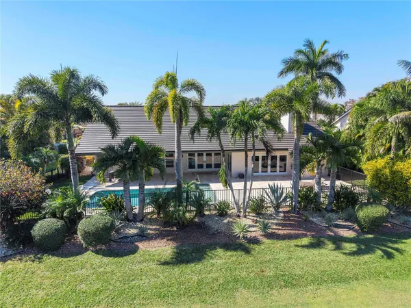 $1,599,999 | 10630 Boca Woods Lane, Boca Raton, FL 33428
