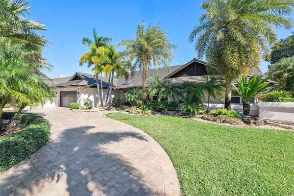 $1,599,999 | 10630 Boca Woods Lane, Boca Raton, FL 33428