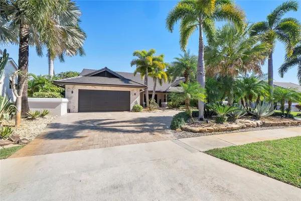 $1,599,999 | 10630 Boca Woods Lane, Boca Raton, FL 33428