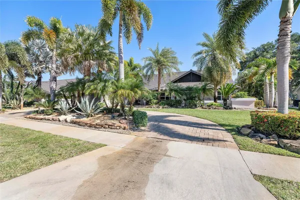 $1,599,999 | 10630 Boca Woods Lane, Boca Raton, FL 33428