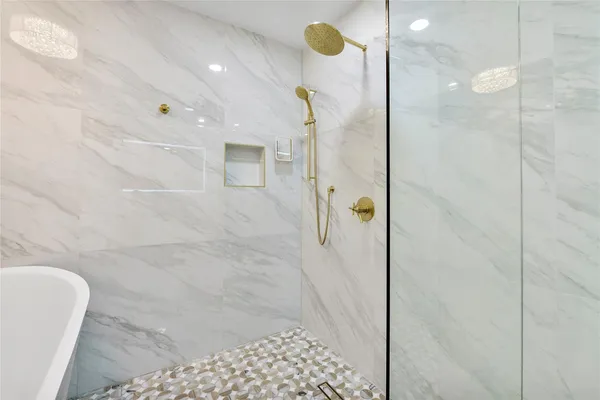 $1,599,999 | 10630 Boca Woods Lane, Boca Raton, FL 33428