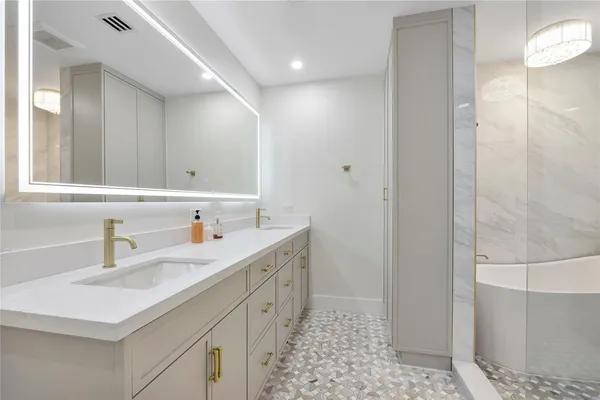 $1,599,999 | 10630 Boca Woods Lane, Boca Raton, FL 33428