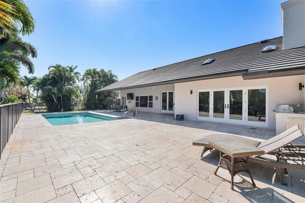 $1,599,999 | 10630 Boca Woods Lane, Boca Raton, FL 33428