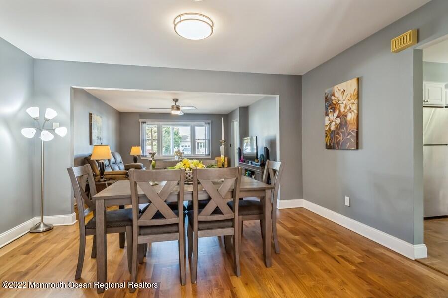 109 Georgetown Road Toms River, NJ 08757 - Photo 12 of 21 12_109GeorgetownRoad_369003_DiningRoom_L