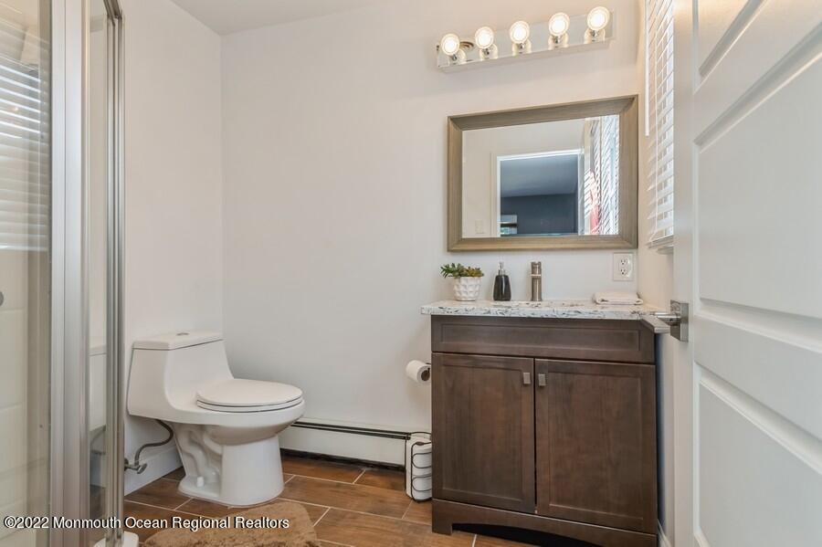 109 Georgetown Road Toms River, NJ 08757 - Photo 16 of 21 16_109GeorgetownRoad_13_PrimaryBathroom_