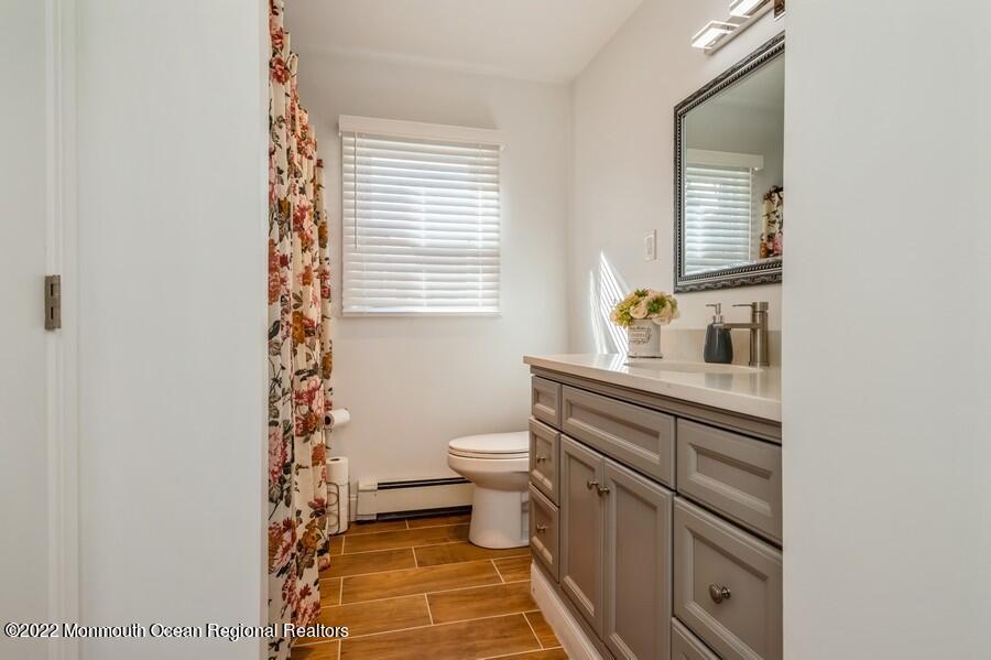 109 Georgetown Road Toms River, NJ 08757 - Photo 18 of 21 18_109GeorgetownRoad_8_Bathroom_LowRes