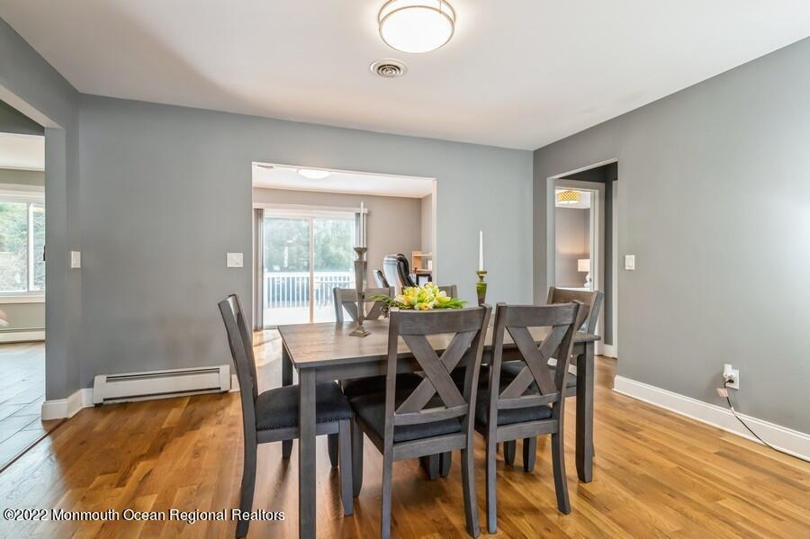 109 Georgetown Road Toms River, NJ 08757 - Photo 8 of 21 10_109GeorgetownRoad_2_DiningRoom_LowRes