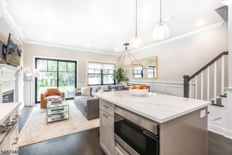 45 Ocean Street, Unit B Millburn, NJ 07041 - Photo 12 of 25