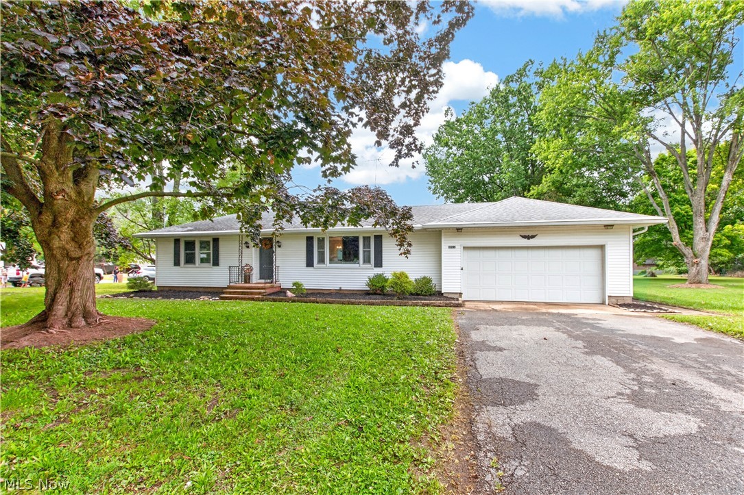 39422 Chestnut Ridge Road Elyria, OH 44035 - Photo 5 of 36 Gallery Image 5
