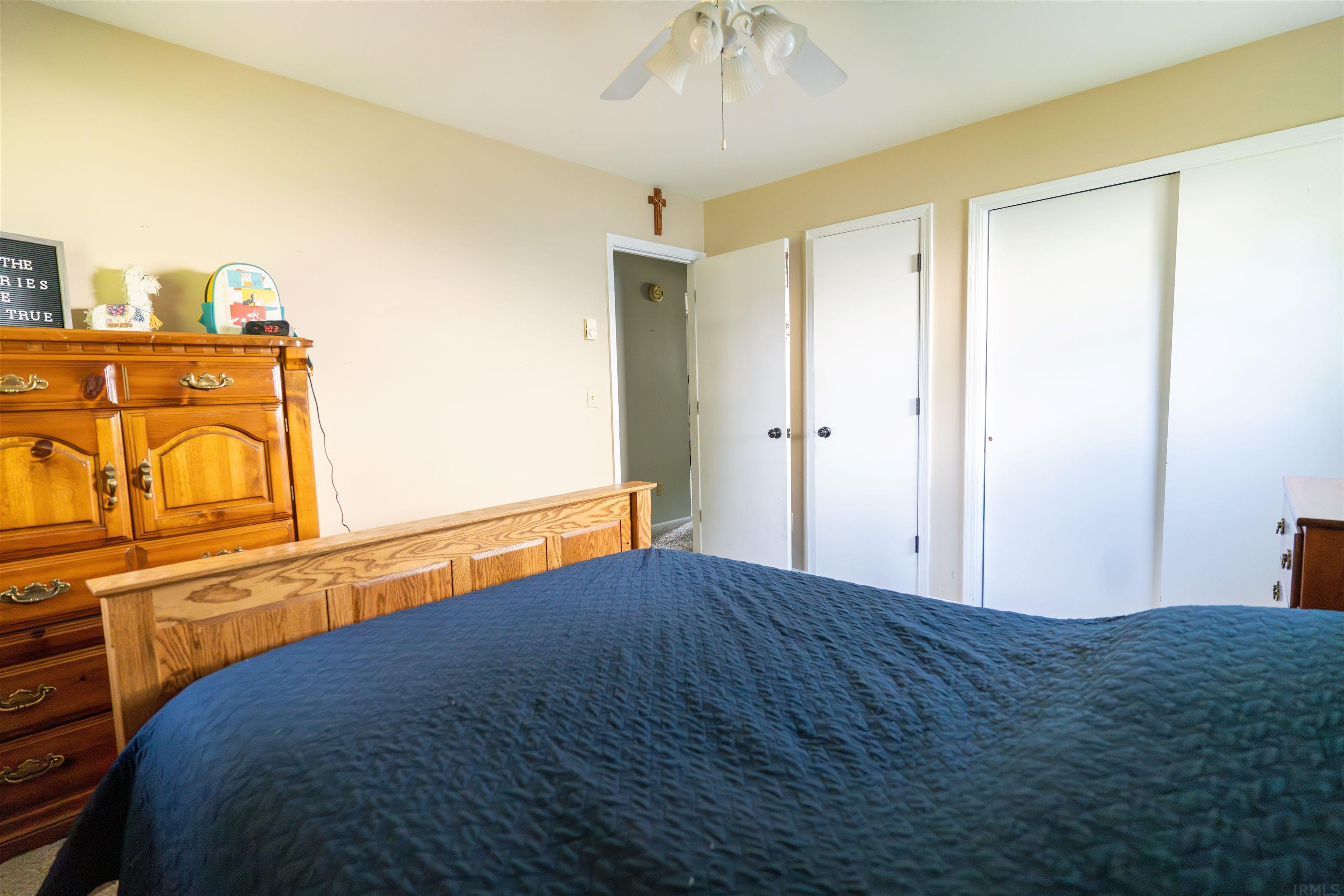 1427 Rabbit Run Huntertown, IN 46748 - Photo 6 of 17