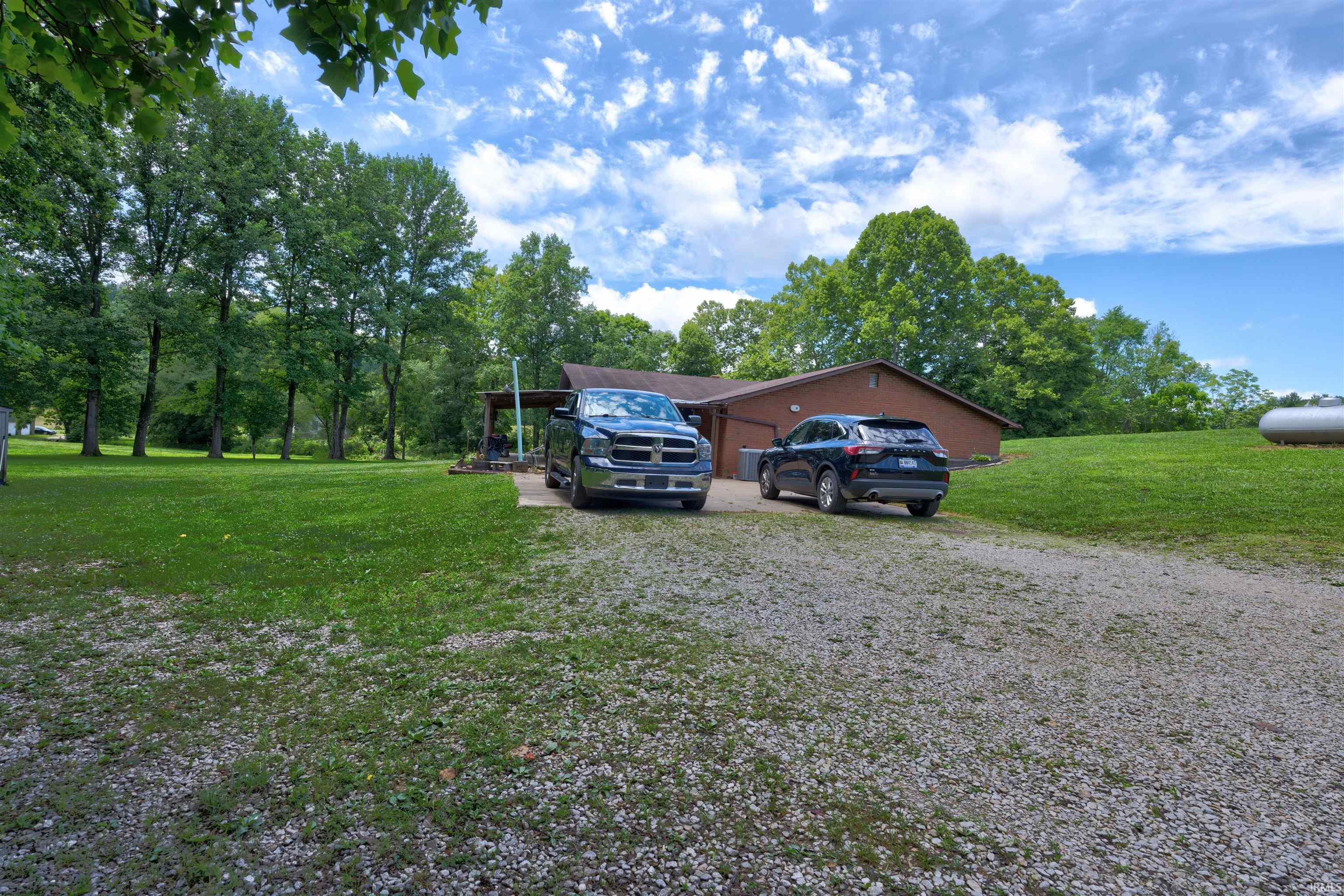 13407 Deer Creek Road Tell City, IN 47586 - Photo 15 of 43