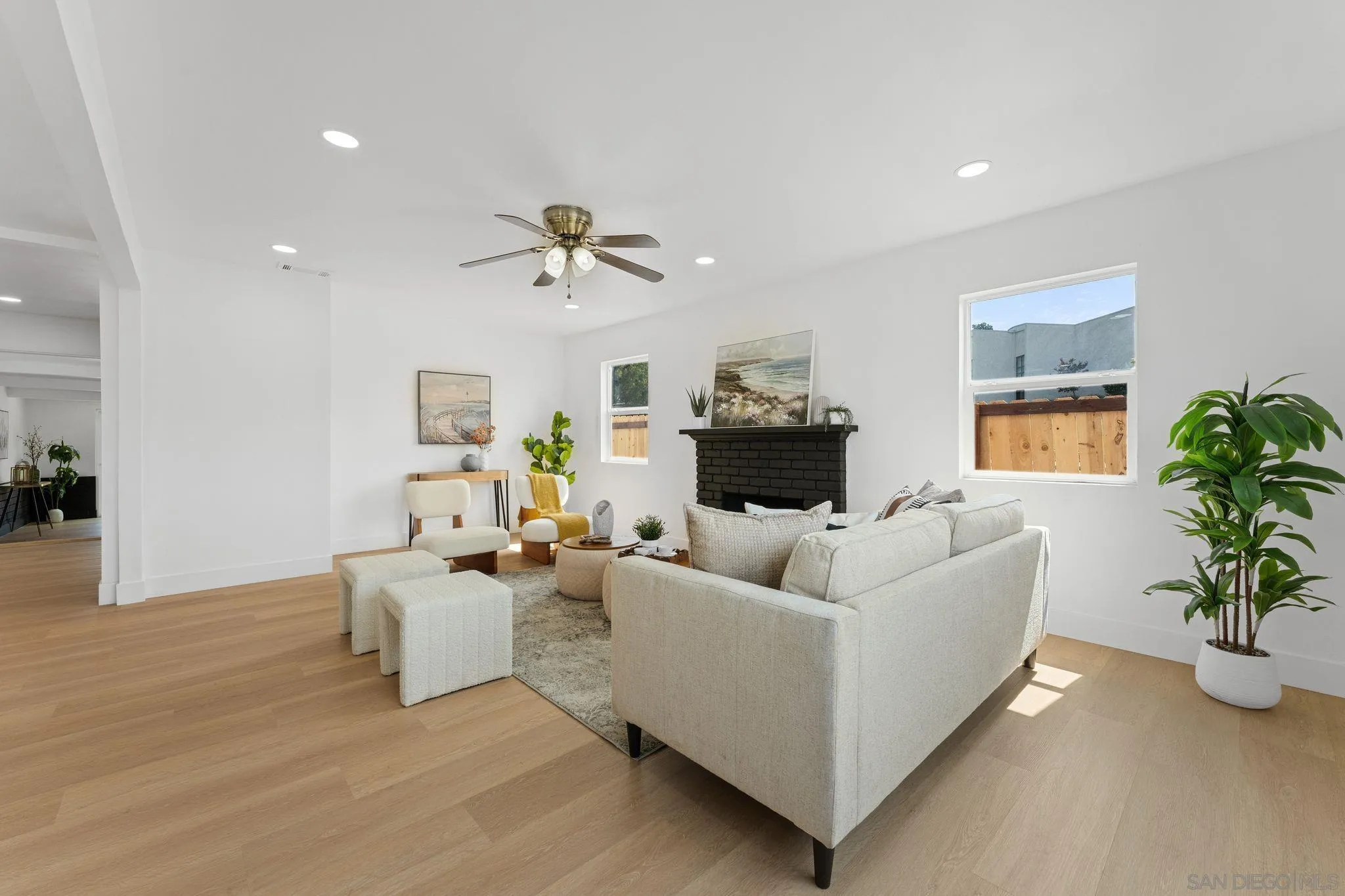 1292 El Rey Avenue El Cajon, CA 92021 - Photo 4 of 26
