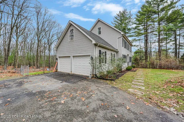 $624,800 | 2512 Valley View Acres Road, Stroudsburg, PA 18360