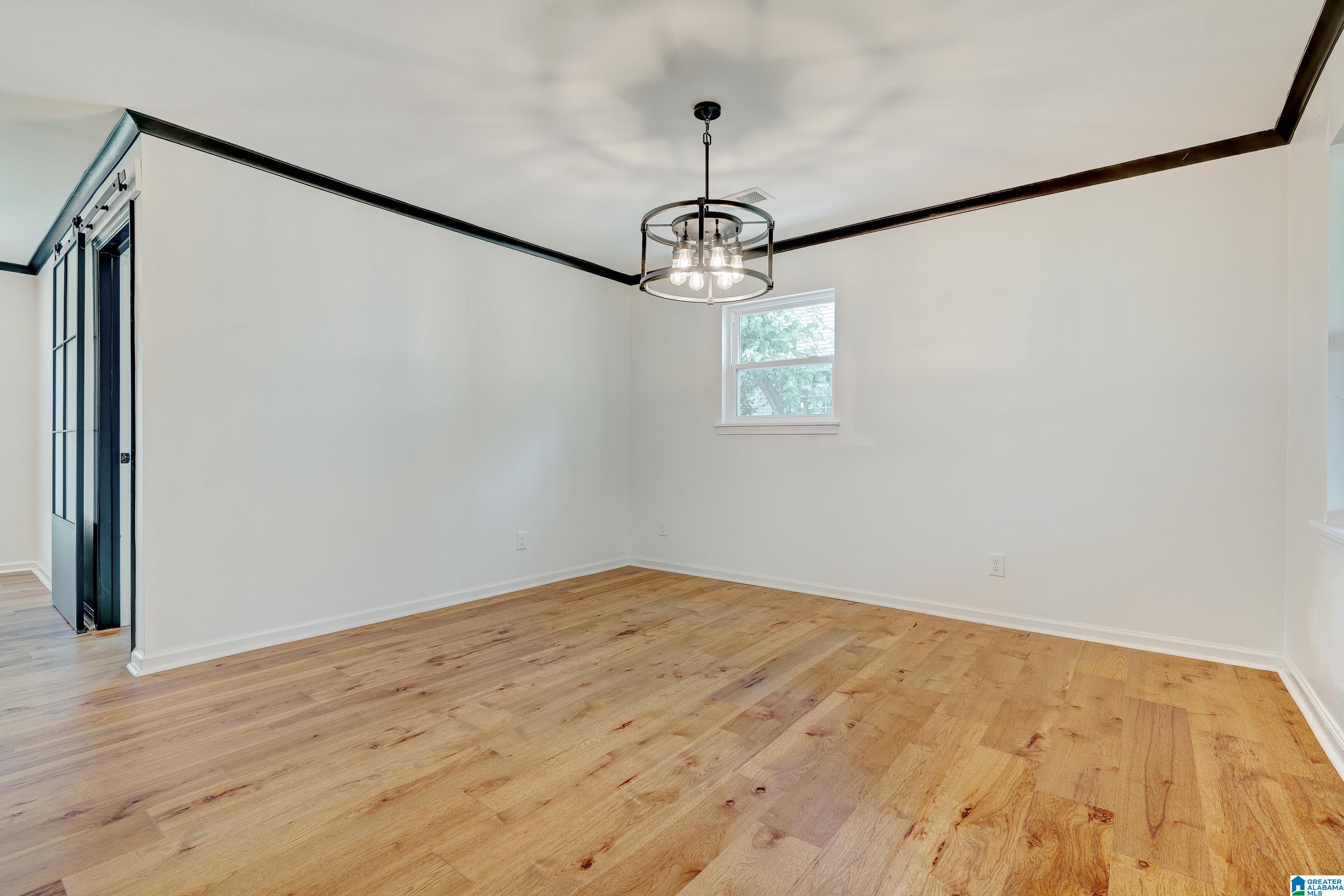 5804 Southhall Road Birmingham, AL 35213 - Photo 8 of 36