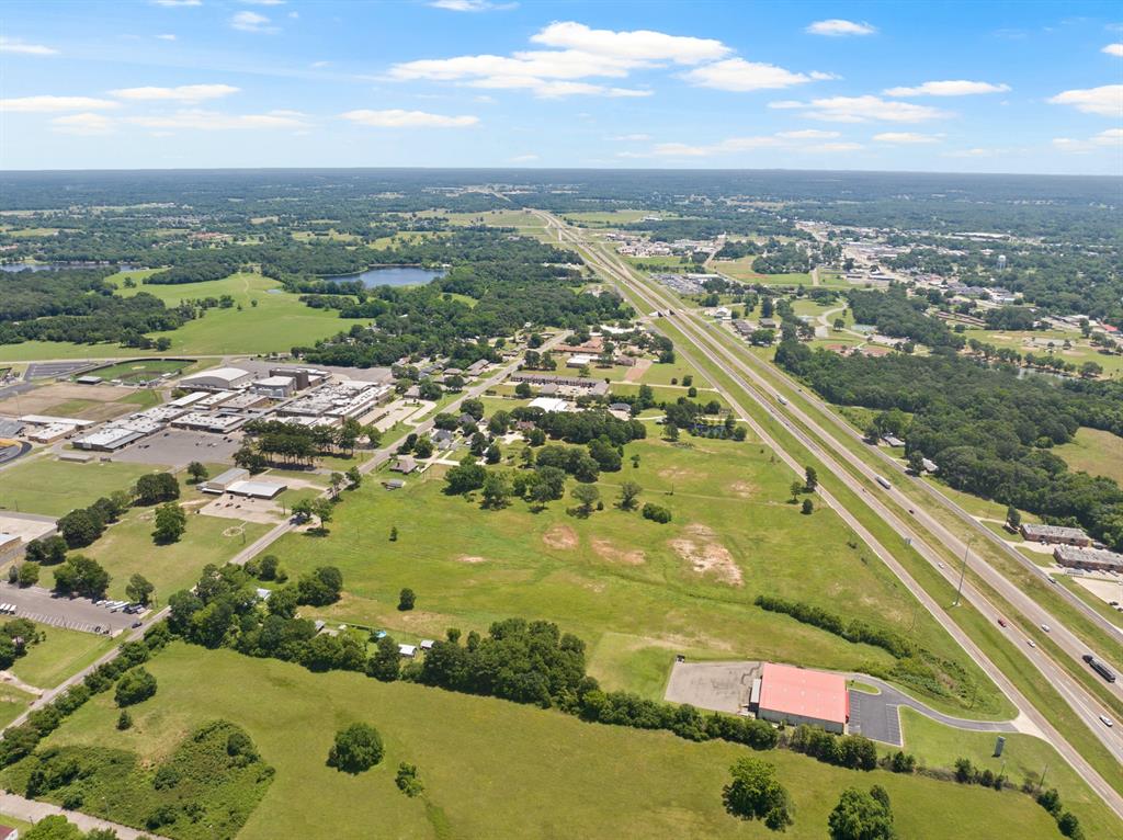 30 West Interstate 30 Service Road Mount Pleasant, TX 75455 - Photo 20 of 22 a view of city and ocean
