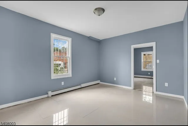 $2,000 | 568 Grove Street, Irvington, NJ 07111