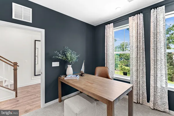 $539,990 | 16992 Alicia Avenue, Dumfries, VA 22026